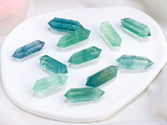 Moon Rituals - Radiant Green Fluorite Double Terminated Point Tower Generator - 6-7cm - Healing Crystal, Meditation